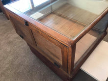 Load image into Gallery viewer, 1920’s Vintage Oak and Glass Table Top Display